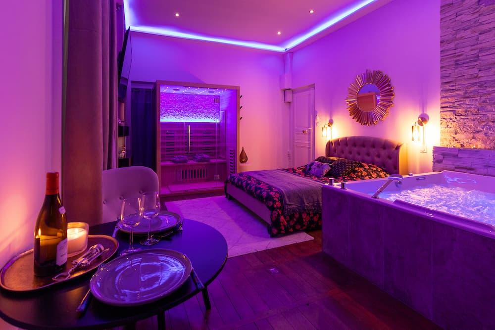 Appartement amoureux couple jacuzzi Amiens