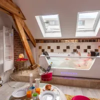 Brunch spa love room Amiens petit dejeuner couple