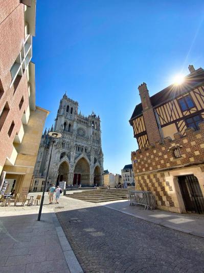Cathedrale amiens location appartement
