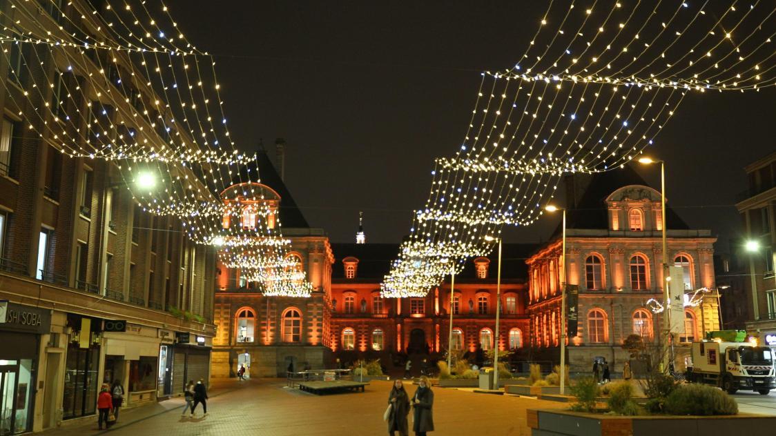 Hôtel de ville Amiens Noël